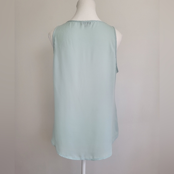 Pastel Blue Sleeveless Lace Tunic Top - Picture 2 of 3
